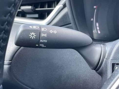 Used 2026 Toyota Corolla Cross LE w/ Moonroof Package FWD image 24