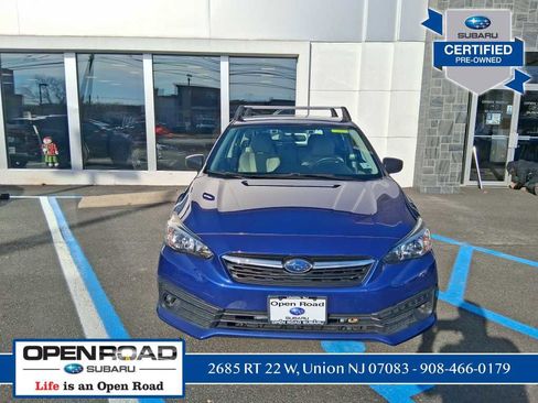 Used 2023 Subaru Impreza 2.0i image 2