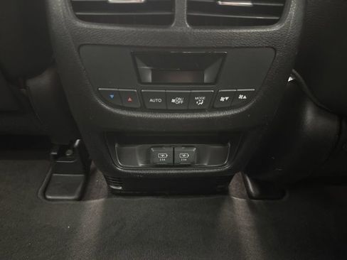 Used 2020 Acura MDX SH-AWD image 19