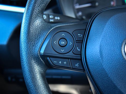 Used 2024 Toyota Corolla LE image 29