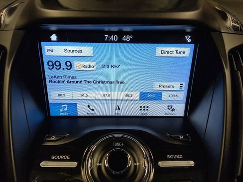 Used 2019 Ford Escape Titanium image 25