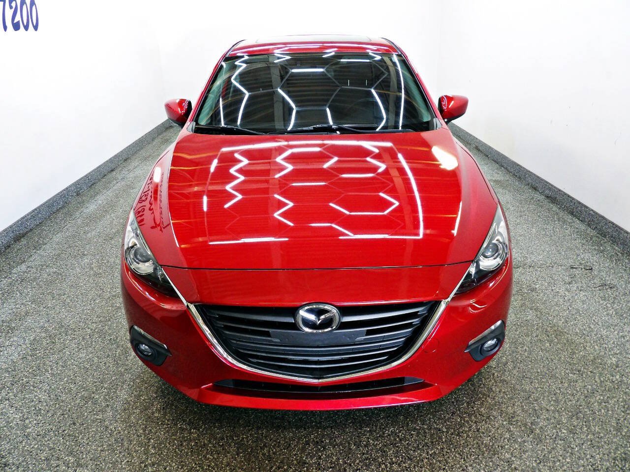 Used 2016 MAZDA MAZDA3 i Grand Touring FWD image 2