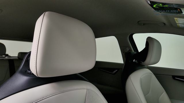 Used 2023 Kia Niro Wind FWD image 35