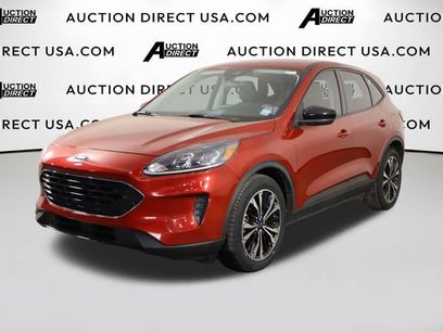 Used 2022 Ford Escape SE w/ SE Sport Appearance Package