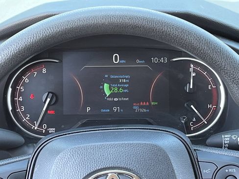 Used 2025 Toyota RAV4 XLE AWD/4WD image 13