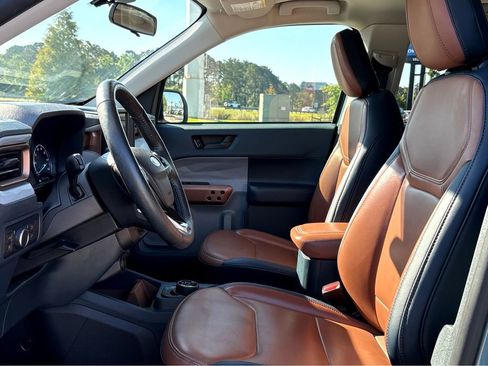 Used 2022 Ford Maverick Lariat w/ Lariat Luxury Package FWD image 29