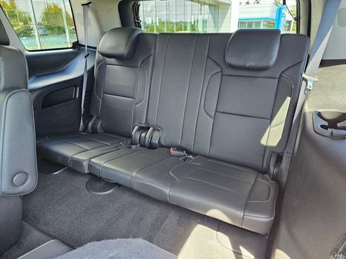 Used 2018 Chevrolet Tahoe Premier AWD/4WD image 18