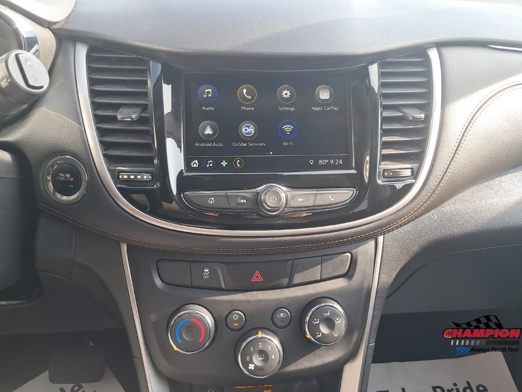 Used 2018 Chevrolet Trax LT w/ LT Convenience Package FWD image 26