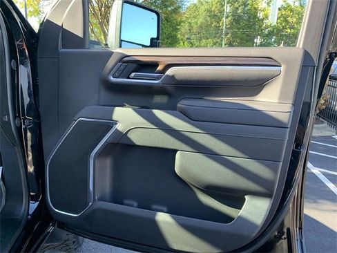 Used 2025 Chevrolet Silverado 2500 LT w/ Trail Boss Package image 13