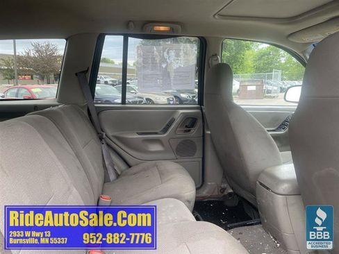 Used 2003 Jeep Grand Cherokee Laredo AWD/4WD image 16