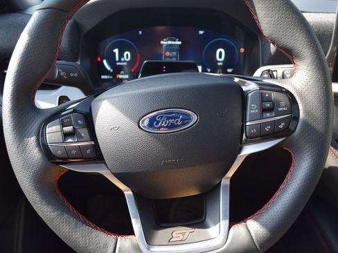 Used 2025 Ford Explorer ST w/ Sun And Sound Package AWD/4WD image 13