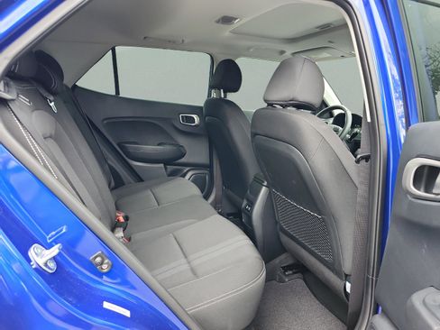Used 2026 Hyundai Venue SEL FWD image 19