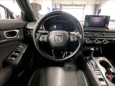 Used 2024 Honda Civic Sport image 17