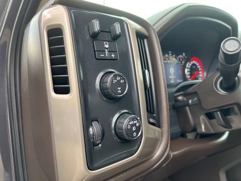 Used 2016 GMC Sierra 2500 Denali w/ Duramax Plus Package image 27