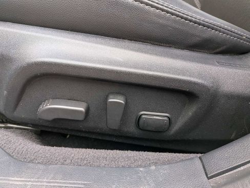 Used 2019 Subaru Outback 3.6R Limited image 16