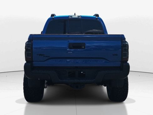 Used 2016 Toyota Tacoma TRD Off-Road w/ Towing Package RWD image 5