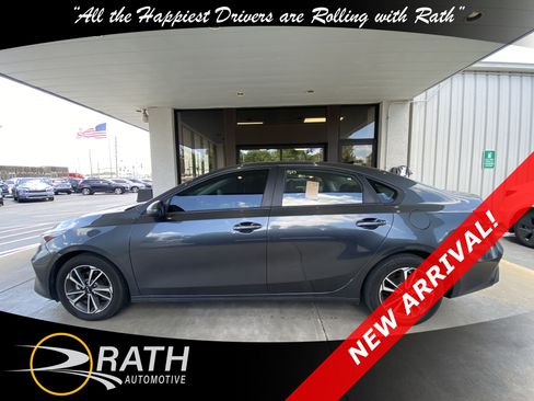 Used 2023 Kia Forte LXS FWD image 10