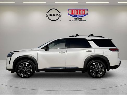 New 2026 Nissan Pathfinder Platinum image 6