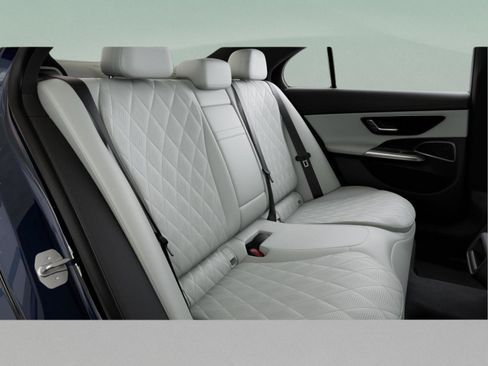 Used 2026 Mercedes-Benz E 350 Sedan image 43