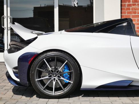 Used 2022 McLaren 765LT RWD image 36