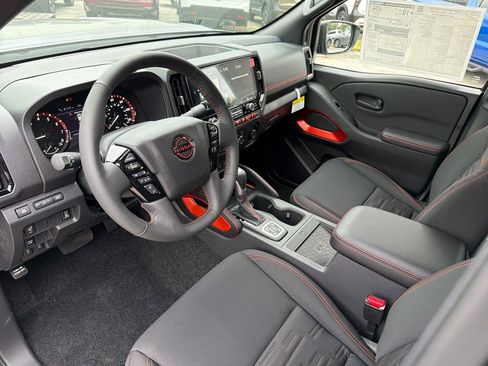 New 2026 Nissan Frontier PRO-4X w/ Pro-4x Convenience Package image 13