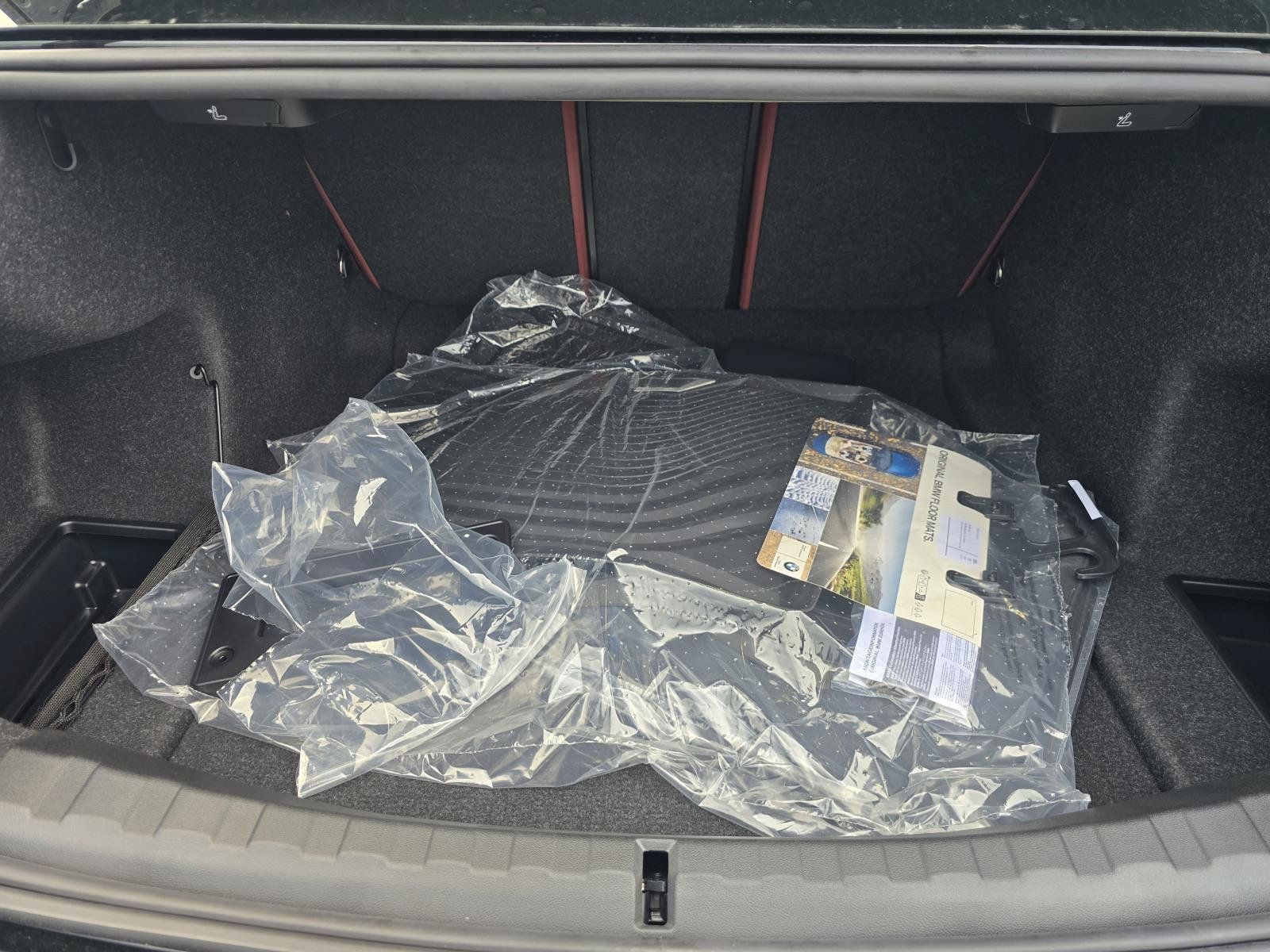 New 2026 BMW 330i Sedan w/ Convenience Package RWD image 8