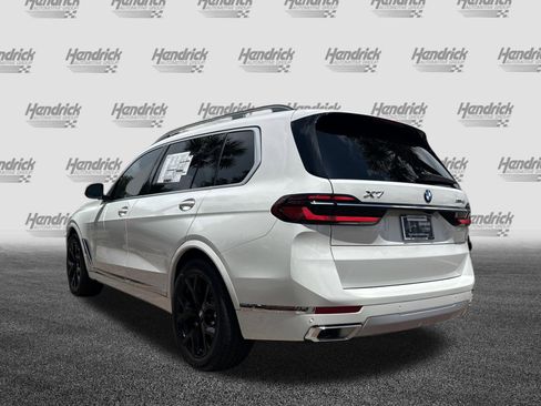 Used 2026 BMW X7 xDrive40i AWD/4WD image 8