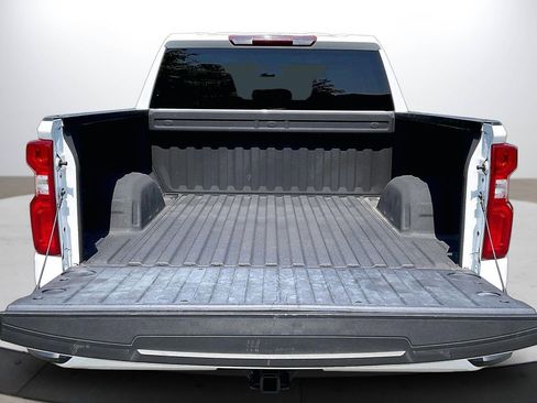 Used 2022 Chevrolet Silverado 1500 Custom AWD/4WD image 26