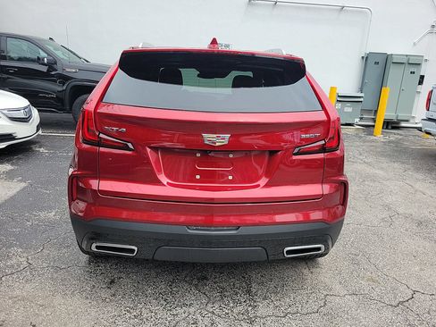 Used 2024 Cadillac XT4 Premium Luxury FWD image 10