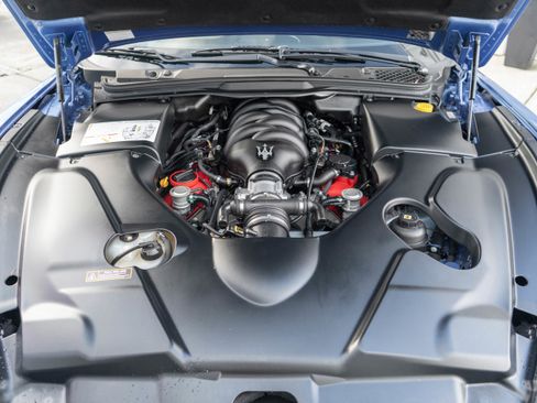 Used 2016 Maserati GranTurismo Sport image 32