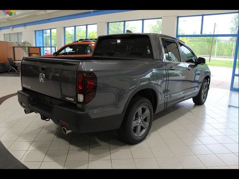 Certified 2023 Honda Ridgeline RTL image 5