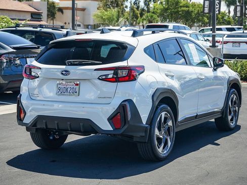 Certified 2025 Subaru Crosstrek 2.5i Limited w/ Crosstrek Mirror Package image 5