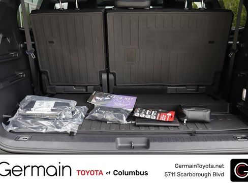Certified 2024 Toyota Sequoia Platinum AWD/4WD image 9