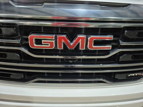 Certified 2024 GMC Sierra 1500 AT4 w/ Technology Package image 32