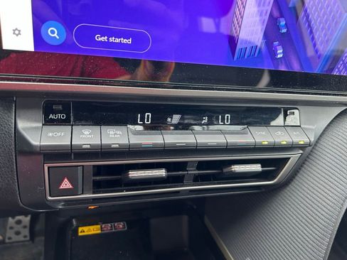 Used 2025 Toyota Camry SE w/ Multimedia Upgrade Package FWD image 26