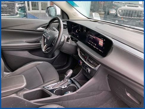 Used 2024 Buick Encore GX Preferred FWD image 8