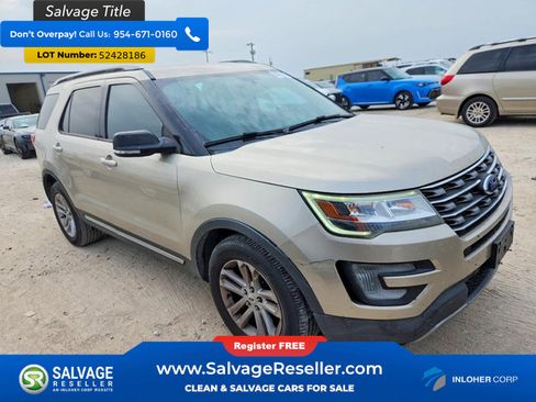 Used 2017 Ford Explorer XLT FWD image 5