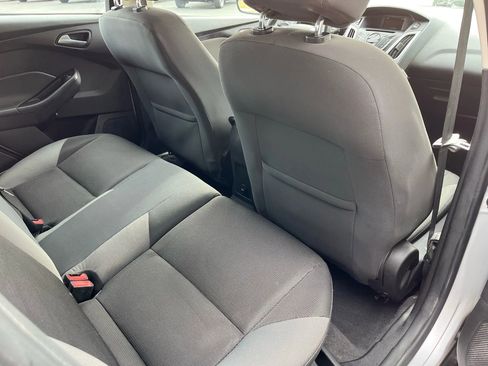 Used 2014 Ford Focus SE image 10