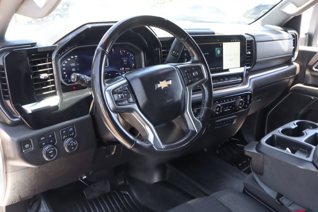 Used 2024 Chevrolet Silverado 3500 LT w/ Convenience Package AWD/4WD image 17