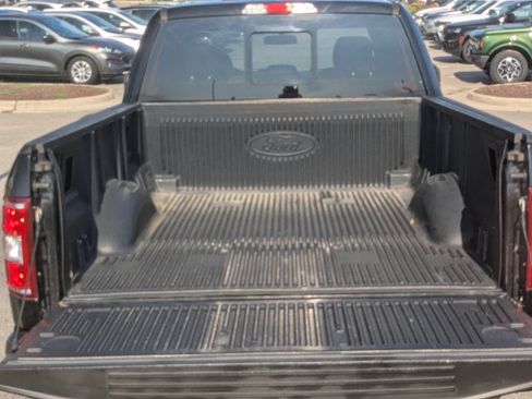 Used 2019 Ford F150 XLT w/ Equipment Group 302A Luxury RWD image 31