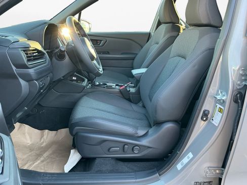 Used 2026 Subaru Forester Premium AWD/4WD image 9
