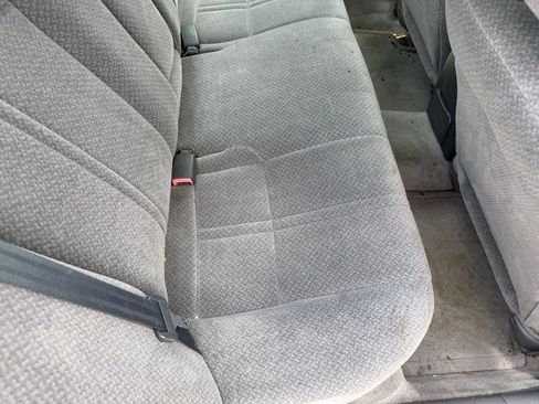 Used 2000 Toyota Camry LE FWD image 17