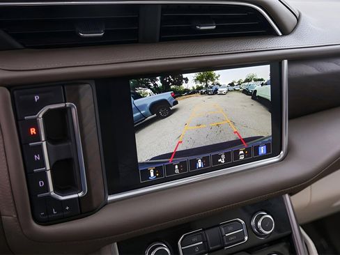 Certified 2022 GMC Yukon Denali w/ Denali Premium Package image 19