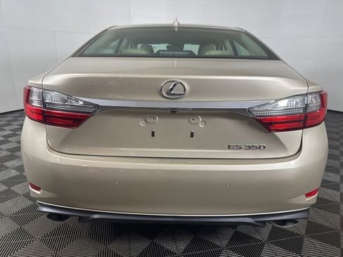 Used 2017 Lexus ES 350 w/ Navigation System Package image 22
