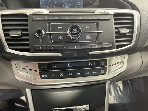 Used 2013 Honda Accord LX image 33