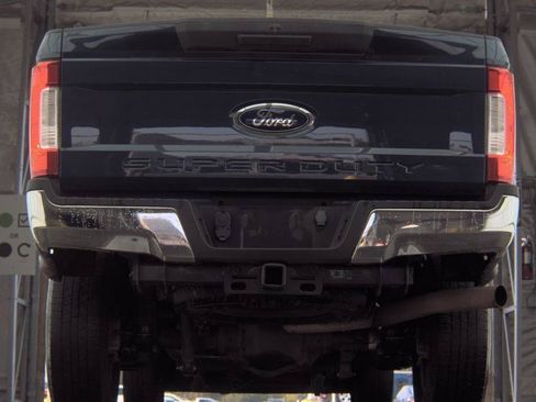 Used 2019 Ford F250 XL w/ STX Appearance Package AWD/4WD image 7
