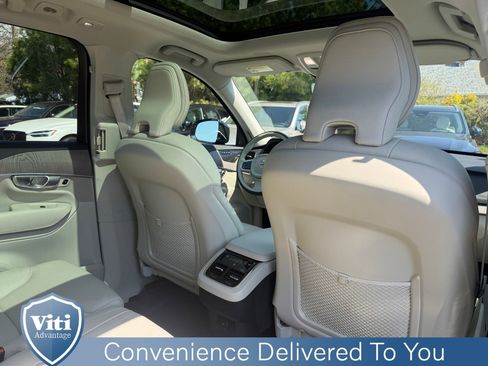 Certified 2023 Volvo XC90 B5 Plus w/ Protection Package Premier AWD/4WD image 27