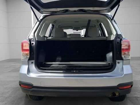 Used 2018 Subaru Forester 2.5i w/ Alloy Wheel Package AWD/4WD image 11