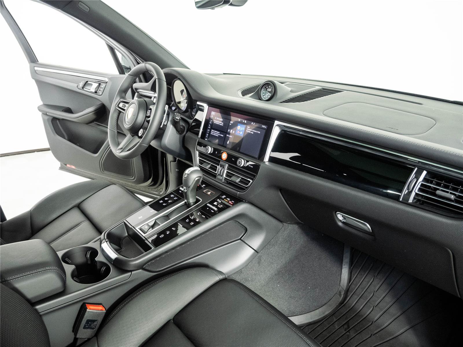 New 2026 Porsche Macan S AWD/4WD image 25