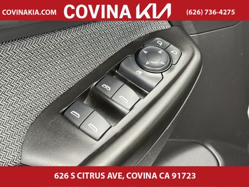 Used 2023 Chevrolet TrailBlazer LT w/ Convenience Package image 13